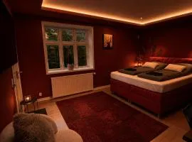 4SEASONS - Crimson Autumn NORDIC SUITES