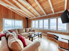 37 Ocean Bay Blvd, Hotel in Ocean Bay Park