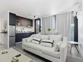 Aura Homes