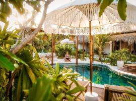 Luana Lombok, hotel din Selong Belanak