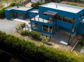 Casa Vista de Lobos - Acceso a Piscina Climatizada, hotel a Pichilemu