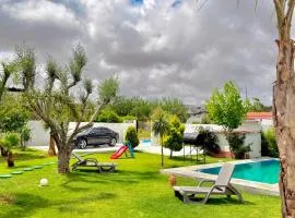 Luxury Villa with Pool & Garden5km from Cabo