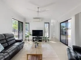 Spacious 3-Bed Family Retreat in Darwin