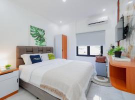 Urbanview Hotel Amira Syariah Bogor – hotel w mieście Pamoyanan