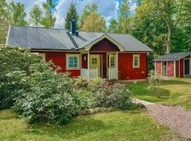 2 Bedroom Nice Home In Ydre