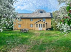 Lovely Home In Ronneby With Wifi, hotel a Ronneby