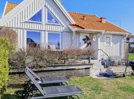 2 Bedroom Cozy Home In Byxelkrok