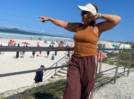 Pe na praia !, hotell sihtkohas CFB