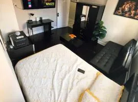 Mundial MetLife Habitación con Smart TV 80 pulgadas