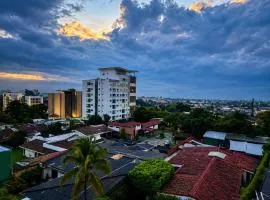 Everything Nearby in San Salvador, Fam & Pet Fdly