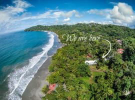 Oceanfront Hotel Verde Mar direct access to the beach, hotel a Manuel Antonio