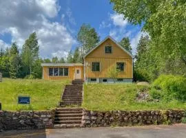 2 Bedroom Nice Home In Lönneberga