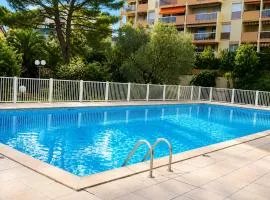 Grand Studio dans Résidence avec Piscine