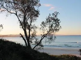 Ocean Echoes Coffs Coast Steps to Park Beach