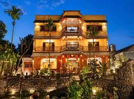 Y Van Cac Homestay Ninh Binh Art Heritage Cultural Rice Field View