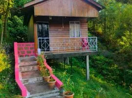 Hillside Highway Cottages