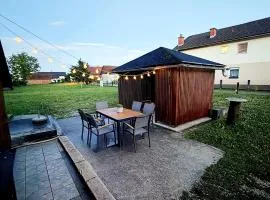 Casa Dijana - a quiet house with a garden near the spa