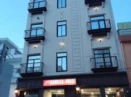 Ganges Pride Hotel