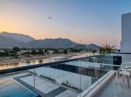 3BR villa BBQ Pool and Maidroom near diving center Dana Island