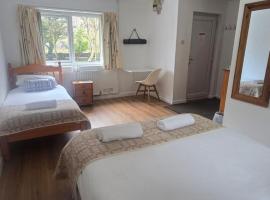 Snowdonia Mountain Lodge, хотел в Бетезда