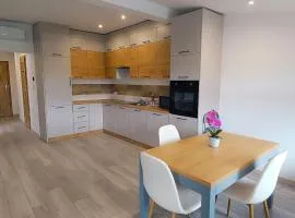 Apartamenty, Noclegi, Pokoje u Tomka