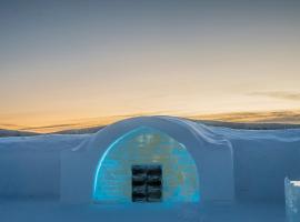 IceHotel، فندق في يوكاسيارفيه