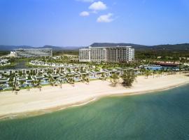 Mövenpick Villas & Residences Phu Quoc, hotel u gradu Pu Kok