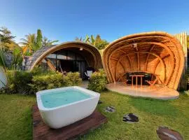 Circle House Bamboo Sidemen
