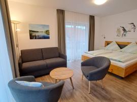 Pension Yvonne - SUPERIOR - 8 Minuten zum Europa-Park, hôtel à Rust