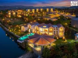 StayVista at Forest Pearl with Infinity Pool, Lawn
