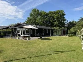 Holiday Home Leefke - 300m from the sea by Interhome
