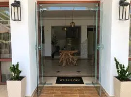 KLIO Apartments and Studios