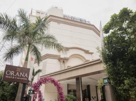 Orana Hotel & Convention ,Vaishali 1 Minute Walk from Vaishali Metro Station, hotel en Ghaziabad