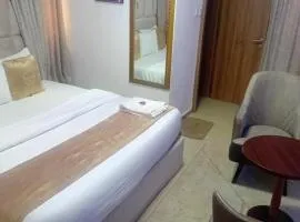 D'Mayor Suites, Gwarinpa