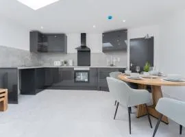 4 Bedroom modern apartment