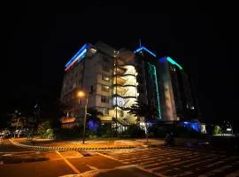 Paseo Premiere Hotel