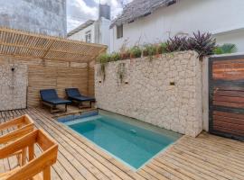 Private 4 Bedroom Villa & Pool Prime location Paje Beach Zanzibar 90m to beach shops bars restaurants AC WIFI TV Backup power – hotel w mieście Paje