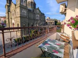 Cathedral View Apartment - Burgas Top Center