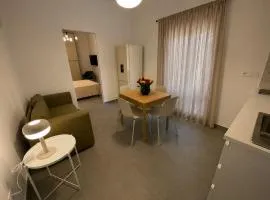 Moon Apartments A