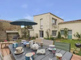 Maison pour 8 avec jardin, centre St-Gilles