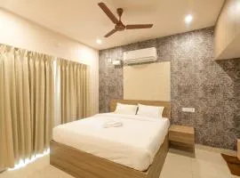 Skyline Suites