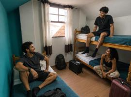 Garibaldi Hostel & Pub, Hotel in Curitiba