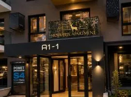 Srna Lux East gate with free parking