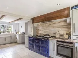 Bramdean Cottage, Grade II listed hideaway