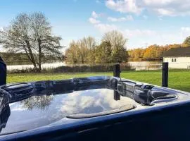 The Lakehouse - Uk50894