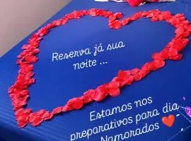 DE FRENTE PRO MAR