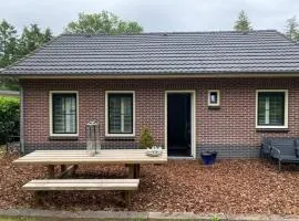 Eendje 2 I Luxe recreatiewoning met hottub