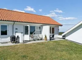 Apartment Kirsti - 300m from the sea by Interhome
