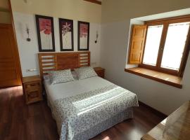 HOTEL EL RASTRO - Palacio Duque de Tamames -、アビラのホテル