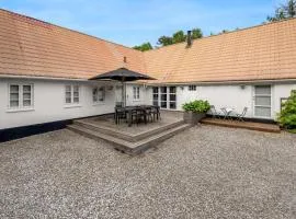 Holiday Home Chrissie - 3km from the sea by Interhome